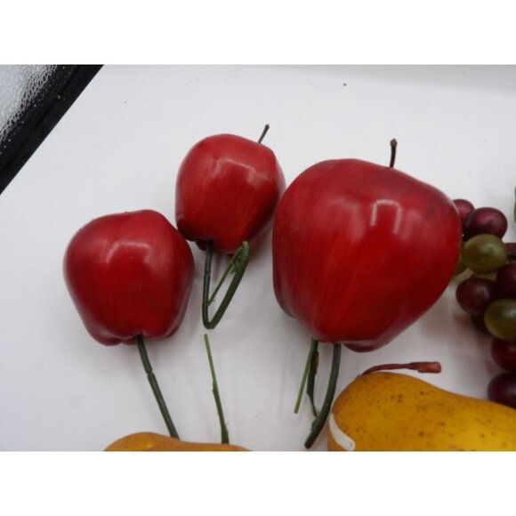Artificial Fruit Apples Pears Grapes Plastic Rubber 8 Pieces Unbranded - Picture 2 of 16